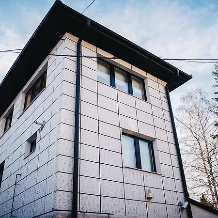 Apartman Luxury 3 Story House- View