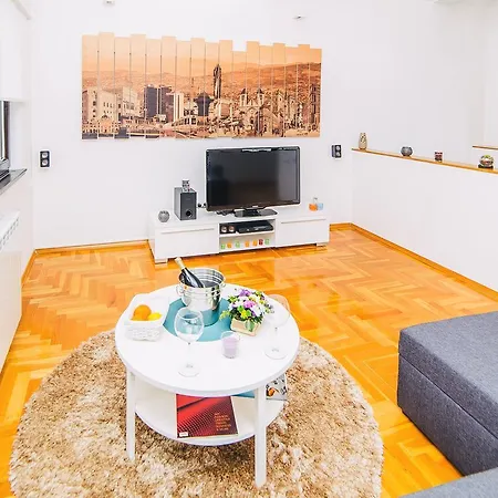 Luxury 3 Story House- View Apartman Sarajevo